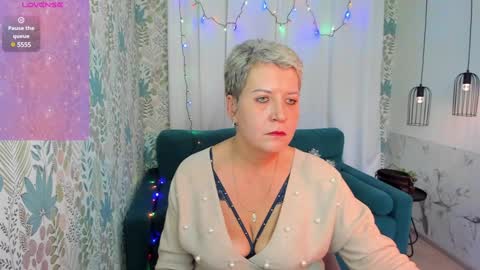 Snapshot of kathy_sunn chatting on December 2024 01:28:01 PM Kathy online show from December 2024 01:28:01 PM
