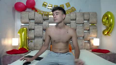 Kaht y Aiden online show from June 2026 02:28:01 PM