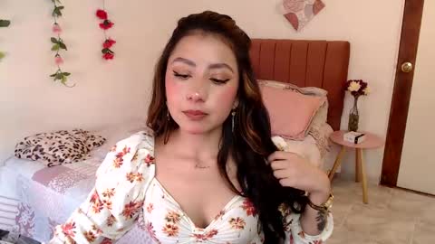 Snapshot of kathyrose_ chatting on December 2024 08:39:02 PM Kathy online show from December 2024 08:39:02 PM