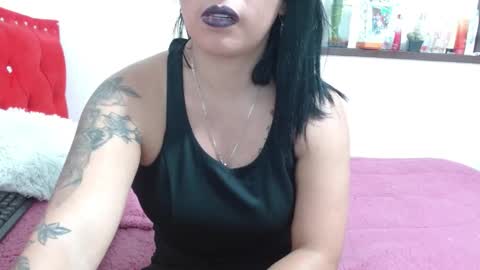Snapshot of katia_collins chatting on December 2024 05:45:01 AM Katia collins online show from December 2024 05:45:01 AM