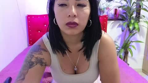 Snapshot of katia_collins chatting on February 2025 08:31:01 AM Katia collins online show from February 2025 08:31:01 AM
