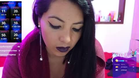 Snapshot of katia_collins chatting on March 2025 08:29:01 AM Katia collins online show from March 2025 08:29:01 AM