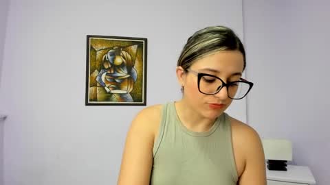 Khaterine online show from February 2025 01:05:01 PM