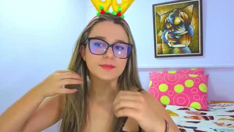 Khaterine online show from December 2025 12:00:02 PM