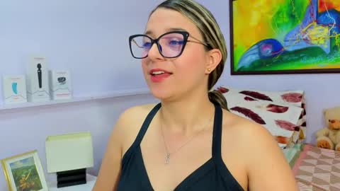 Khaterine online show from March 2026 11:38:01 AM