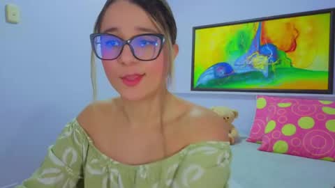 Khaterine online show from June 2026 12:15:02 PM