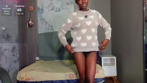 Katia online show from November 2025 12:06:02 PM