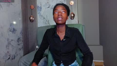 Katia online show from November 2025 11:31:02 AM