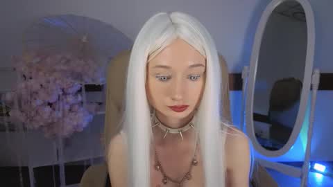 Snapshot of katia_kim chatting on November 2025 06:24:02 AM Katia online show from November 2025 06:24:02 AM