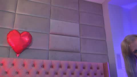 Katia online show from February 2026 03:27:02 PM