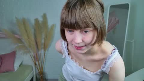 Snapshot of katie_ktk chatting on October 2025 02:07:01 PM Katie online show from October 2025 02:07:01 PM