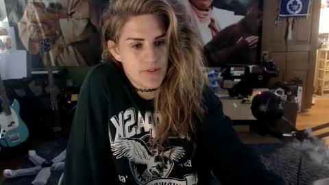 Katie online show from October 2025 06:27:02 AM