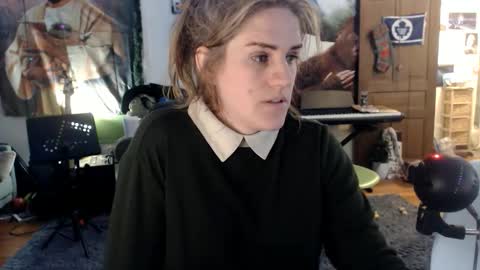 Snapshot of katiecutie_5 chatting on February 2026 06:31:01 AM Katie online show from February 2026 06:31:01 AM