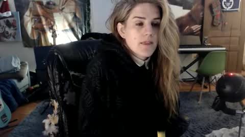 Snapshot of katiecutie_5 chatting on February 2026 05:28:02 AM Katie online show from February 2026 05:28:02 AM