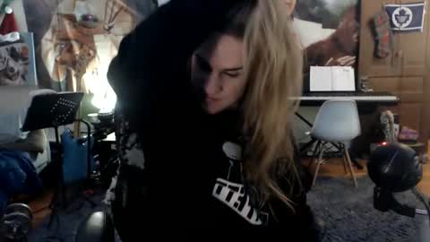 Snapshot of katiecutie_5 chatting on March 2026 04:40:01 AM Katie online show from March 2026 04:40:01 AM