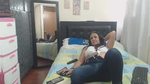 katie online show from February 2025 07:05:02 PM