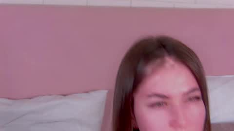 Snapshot of katiereeves chatting on November 2025 05:22:01 PM katiereeves online show from November 2025 05:22:01 PM