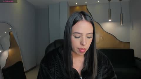 Kate Stonne online show from March 2026 11:25:02 AM