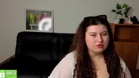 Katina online show from July 2026 05:51:02 PM
