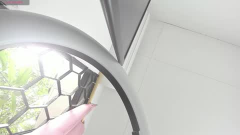 Sofia online show from January 2026 09:24:01 PM