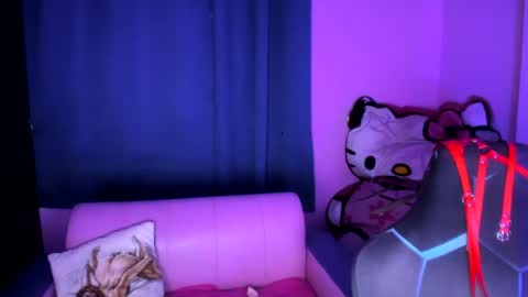 Snapshot of katiuska_doll_squirt chatting on June 2026 12:28:02 PM katiuska_doll_squirt online show from June 2026 12:28:02 PM