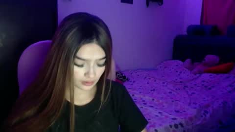 Snapshot of katleen_v chatting on January 2025 03:26:01 AM Katleen. online show from January 2025 03:26:01 AM