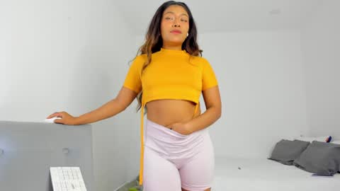 Snapshot of katnees_correa chatting on December 2024 10:39:02 AM Follow me on instagram and twitter as correaktnees online show from December 2024 10:39:02 AM