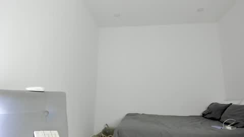 Snapshot of katnees_correa chatting on January 2025 10:04:02 AM Follow me on instagram and twitter as correaktnees online show from January 2025 10:04:02 AM