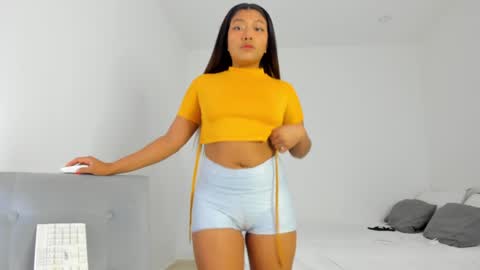 Snapshot of katnees_correa chatting on February 2025 06:54:01 AM Follow me on instagram and twitter as correaktnees online show from February 2025 06:54:01 AM
