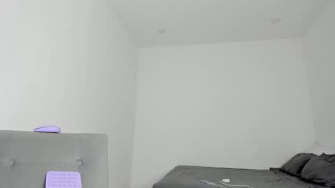 Snapshot of katnees_correa chatting on March 2025 10:13:02 AM Follow me on instagram and twitter as correaktnees online show from March 2025 10:13:02 AM