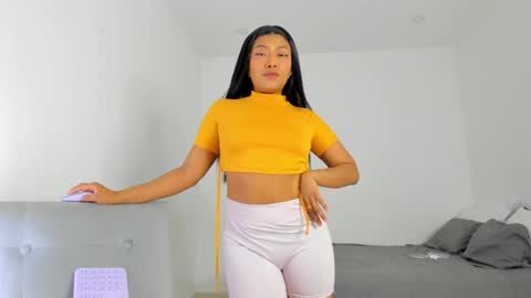 Snapshot of katnees_correa chatting on March 2025 10:51:01 AM Follow me on instagram and twitter as correaktnees online show from March 2025 10:51:01 AM