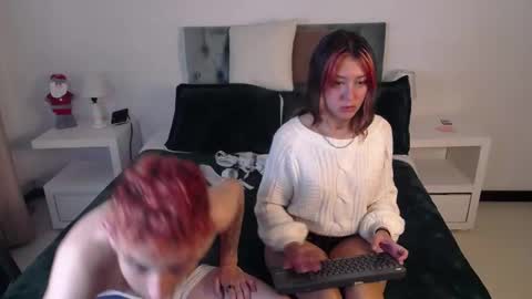 Katnia and Marcuz online show from December 2024 05:48:01 PM