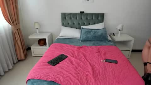 Katnia and Marcuz online show from March 2025 06:16:01 PM