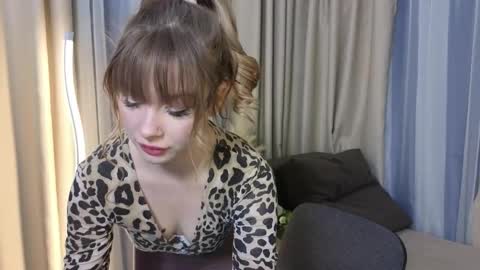 Kate online show from May 2026 01:47:02 AM