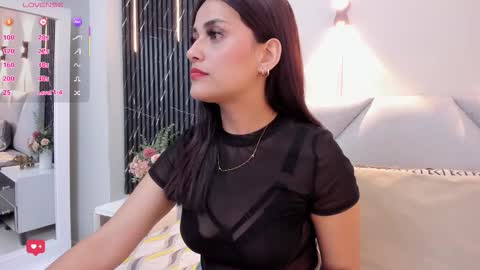 Snapshot of katrina_kaif_x chatting on October 2025 07:25:01 PM Keyla online show from October 2025 07:25:01 PM