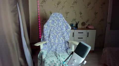 Katty online show from October 2025 09:57:01 AM