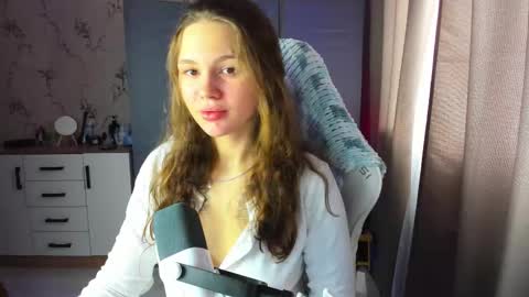 Katty online show from November 2025 08:15:02 AM