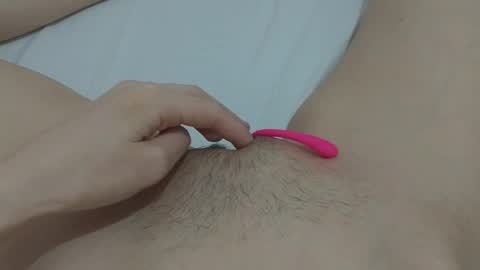 Snapshot of katrinna_arinna chatting on January 2025 11:37:02 PM katrina dont forget to give me thumbs up online show from January 2025 11:37:02 PM