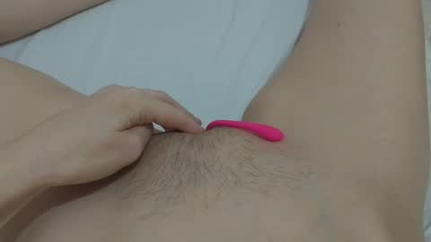 Snapshot of katrinna_arinna chatting on January 2025 10:54:02 PM katrina dont forget to give me thumbs up online show from January 2025 10:54:02 PM