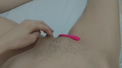 Snapshot of katrinna_arinna chatting on January 2025 11:44:02 AM katrina dont forget to give me thumbs up online show from January 2025 11:44:02 AM