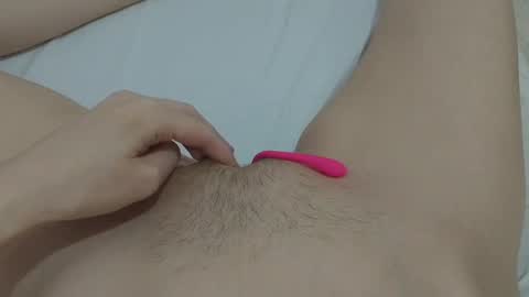 Snapshot of katrinna_arinna chatting on January 2025 02:47:01 PM katrina dont forget to give me thumbs up online show from January 2025 02:47:01 PM