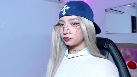 katta_martini_ online show from February 2026 11:48:01 AM