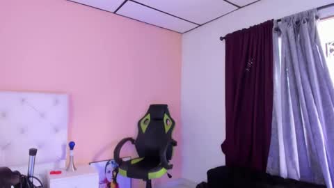 Snapshot of katte_landerr chatting on October 2025 01:42:02 PM Katte online show from October 2025 01:42:02 PM