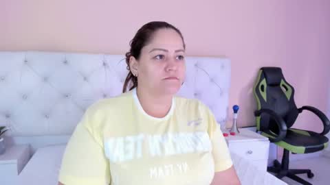 Snapshot of katte_landerr chatting on October 2025 01:19:01 PM Katte online show from October 2025 01:19:01 PM