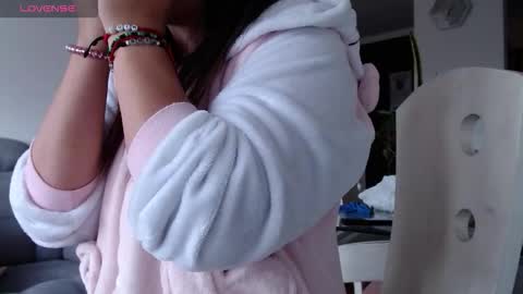 Snapshot of kattie_love chatting on November 2025 06:31:02 PM kattie online show from November 2025 06:31:02 PM