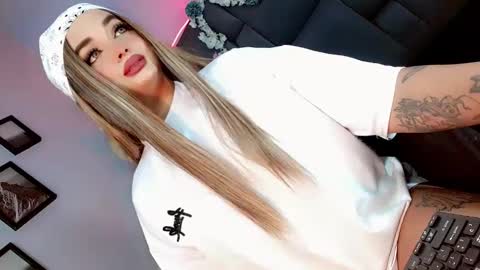 Snapshot of kattie_sweet_ chatting on September 2025 12:59:01 AM kattie_sweet_ online show from September 2025 12:59:01 AM
