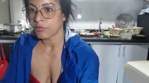 Snapshot of kattleyagray chatting on September 2025 10:36:01 PM KattleyaGrey online show from September 2025 10:36:01 PM