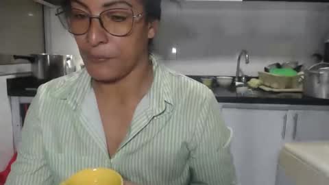 Snapshot of kattleyagray chatting on October 2025 12:03:01 PM KattleyaGrey online show from October 2025 12:03:01 PM