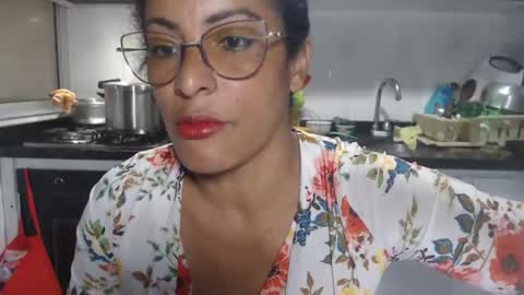 Snapshot of kattleyagray chatting on October 2025 08:19:01 PM KattleyaGrey online show from October 2025 08:19:01 PM