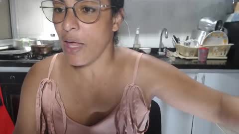 Snapshot of kattleyagray chatting on October 2025 07:07:02 PM KattleyaGrey online show from October 2025 07:07:02 PM